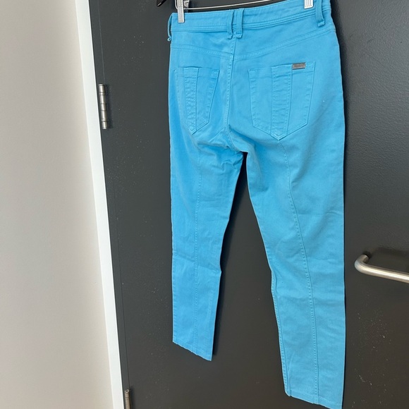 Burberry Brit Sz 27  Blue Cropped Ankle Jeans Slim Fit EUC - Picture 9 of 14